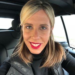 Meet your Posher, Stacy